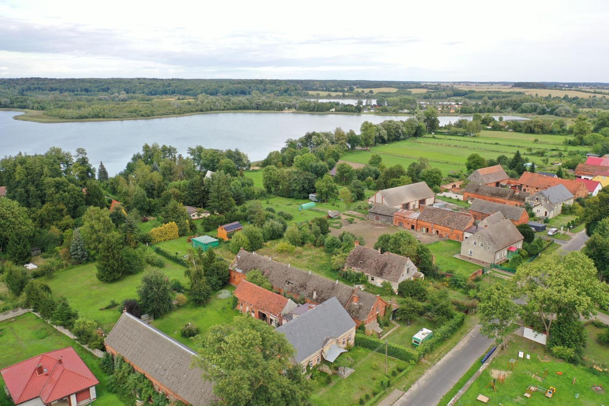 Domek Letniskowy Drewniany Nad Jeziorem Strzeszowskim Nowy Экстерьер фото